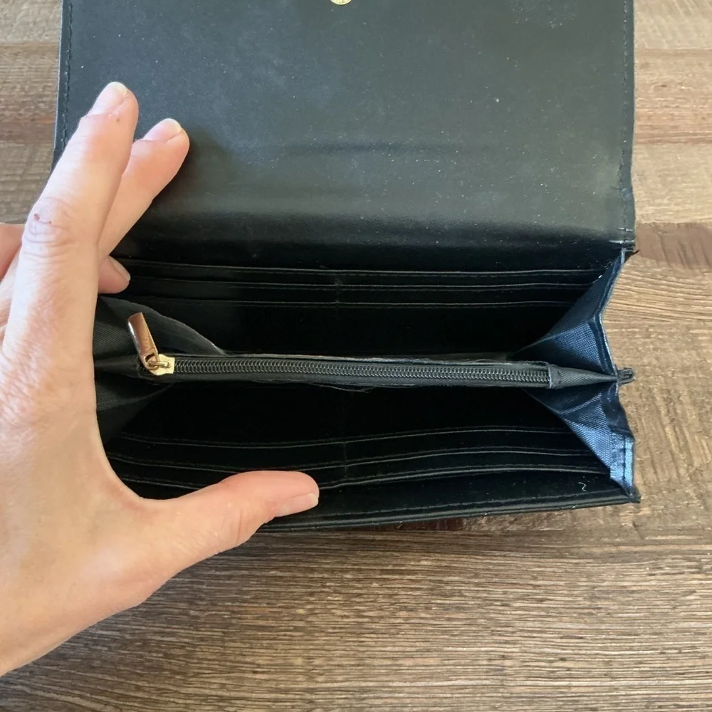 London Fog Lara Woven Black Flap Wallet.